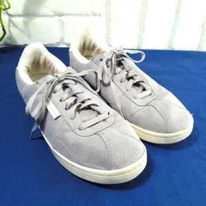 ❤️ Champion Sueded Finish Low Profile Sneakers